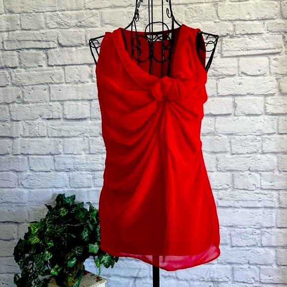 New York and Co. Sleeveless Red Chiffon overlay sleeveless blouse size XS - Picture 1 of 6